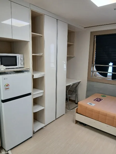 Imun-dong Officetel 504 · East-facing · Near HUFS